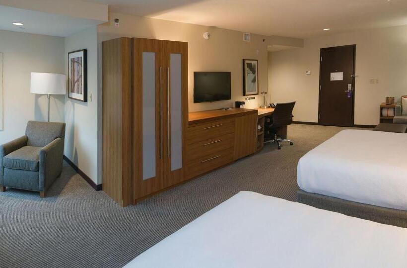 Standard Room Superior Floor, Hyatt Place Bloomington / Normal