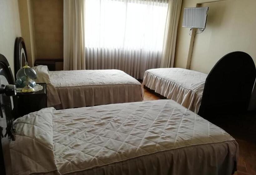 Standard Triple Room, La Joya