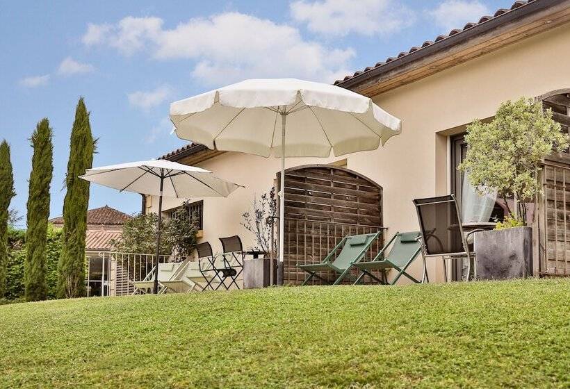 Habitación Premium con Terraza, Le Mas De Castel  Piscine Chauffee