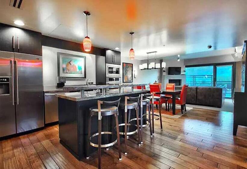 3 Bedroom Suite, Main & Sky By Exmar