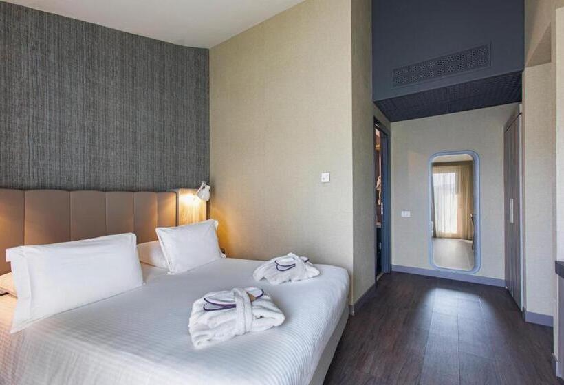 اتاق پرستیژ, Mercure Firenze Centro