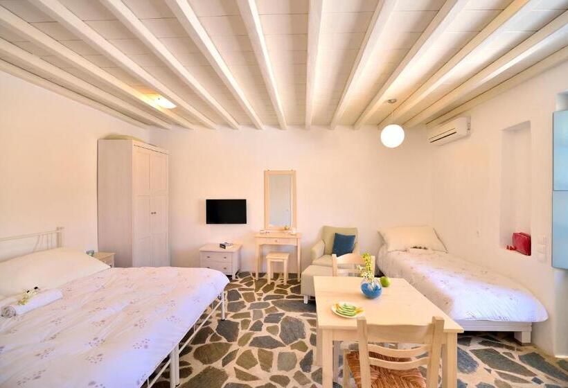 اتاق کلاسیک چهارنفره, Mykonos Pantheon