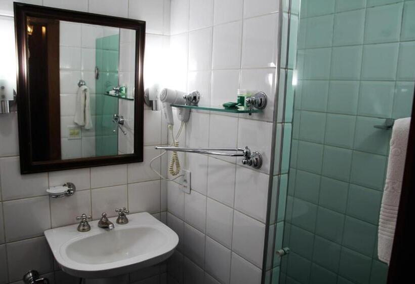 اتاق خانوادگی با چشم‌انداز دریا, Porto Grande Hotel & Convention