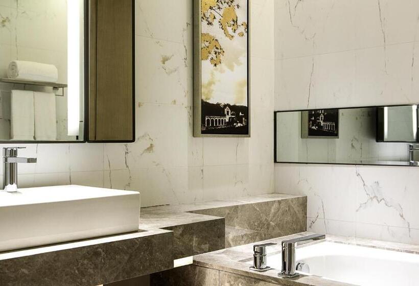 اتاق سوپریور با تخت بزرگ, Pullman Taiyuan