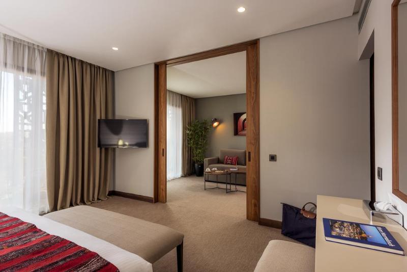 سوئیت جونیور با تراس, Radisson Blu , Marrakech Carre Eden