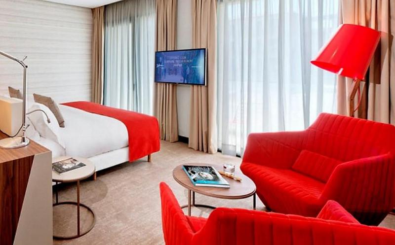 اتاق سوپریور با چشم‌انداز استخر, Radisson Blu , Marrakech Carre Eden