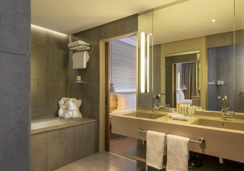 Suite with Terrace, Radisson Blu , Marrakech Carre Eden