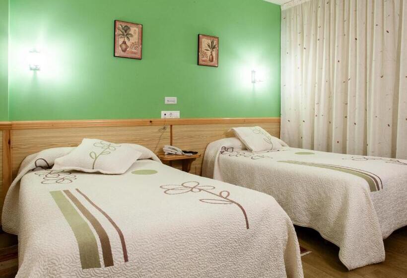 اتاق استاندارد یک نفره, San Briz