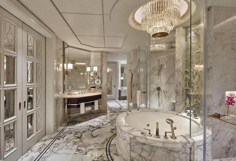 Suite, The Ritzcarlton, Macau