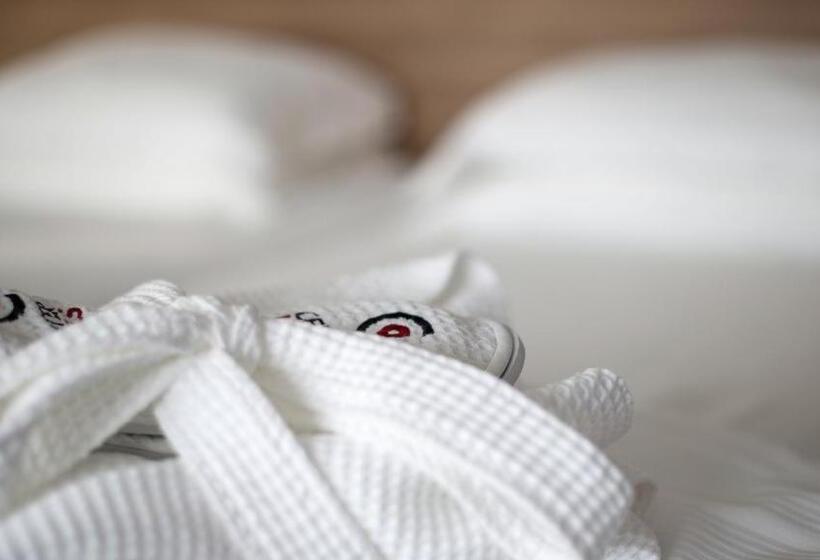 اتاق استاندارد با دسترسی به اسپا, Midgardur By Center Hotels