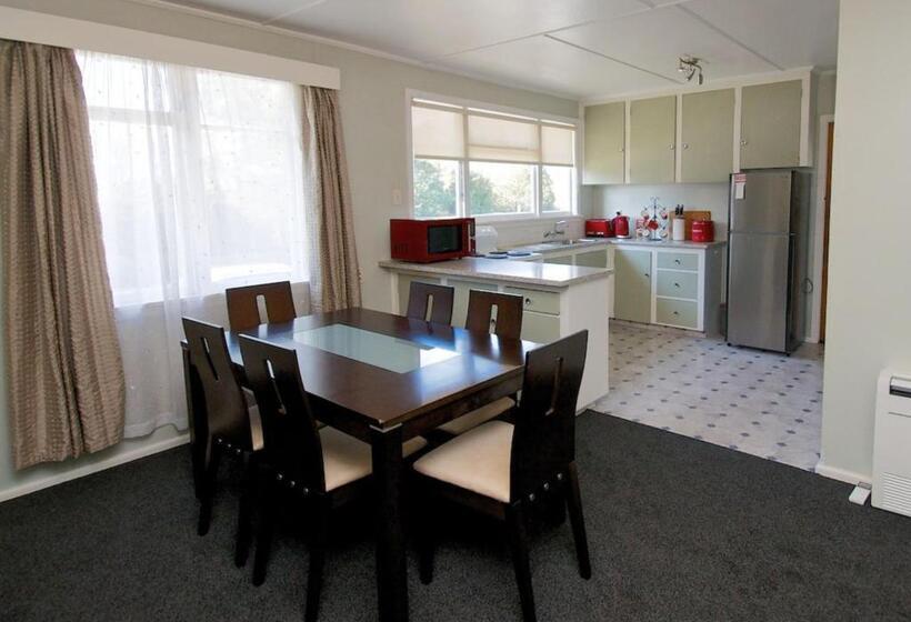 3 Bedroom House, Asure Scenic Route Motor Lodge