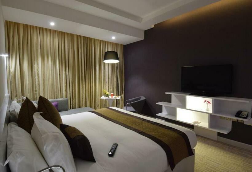 اتاق استاندارد, Novotel Suites Riyadh Dyar