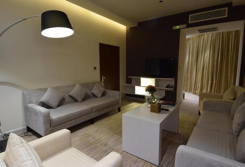 سوییت اجرایی, Novotel Suites Riyadh Centre