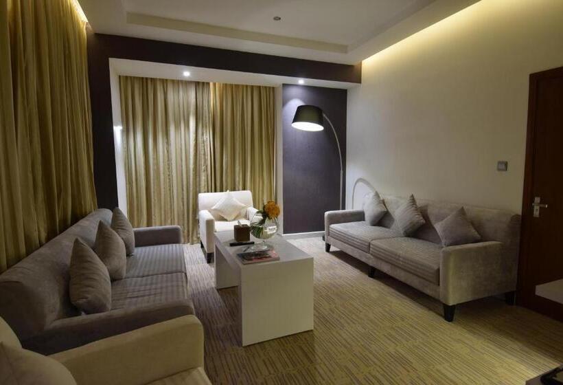سوییت اجرایی, Novotel Suites Riyadh Centre