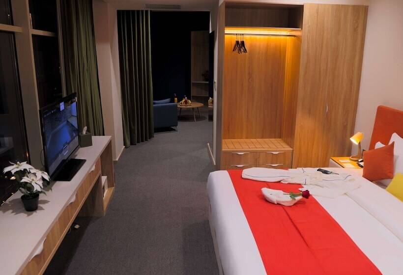 سوییت جونیور, Novotel Suites Riyadh Centre