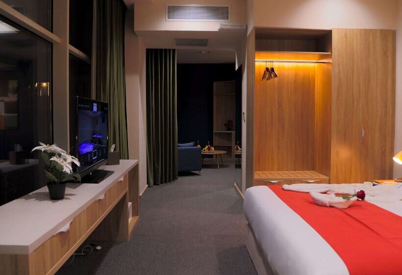 سوییت جونیور, Novotel Suites Riyadh Centre