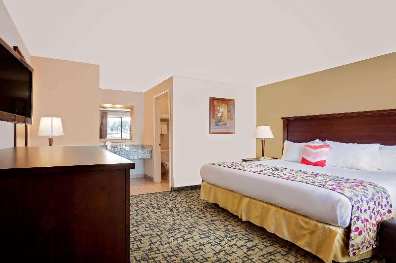 سوییت اجرایی, Novotel Suites Riyadh Centre