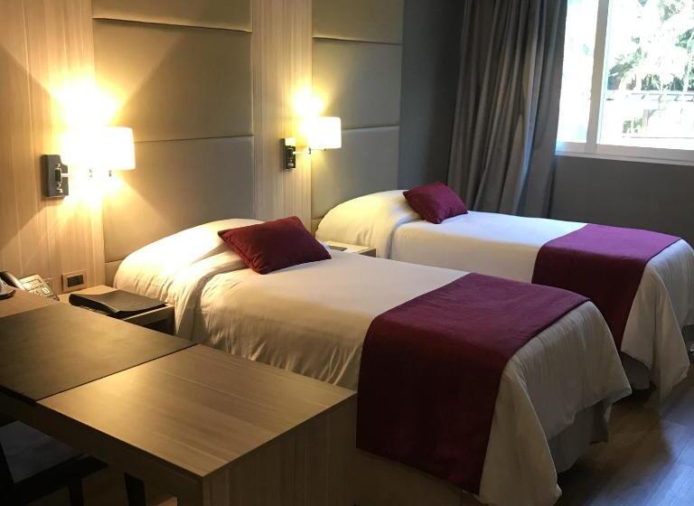 Superior-huone, Savoy Hotel Encarnación