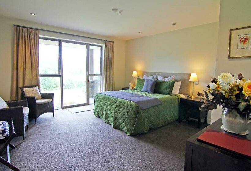 سوئیت با تخت بزرگ, Amuri Estate Luxury Lodge