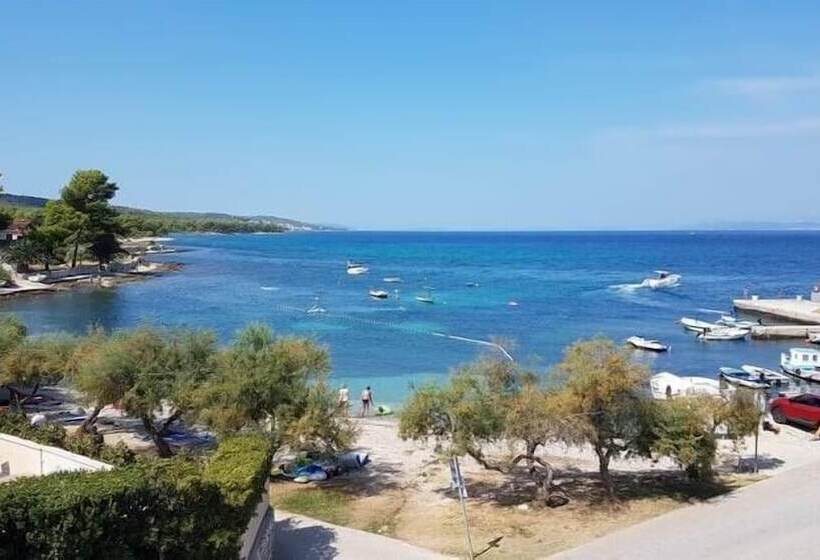 آپارتمان 2 خوابه با چشم‌انداز دریا, Aparthotel Marina Gromela