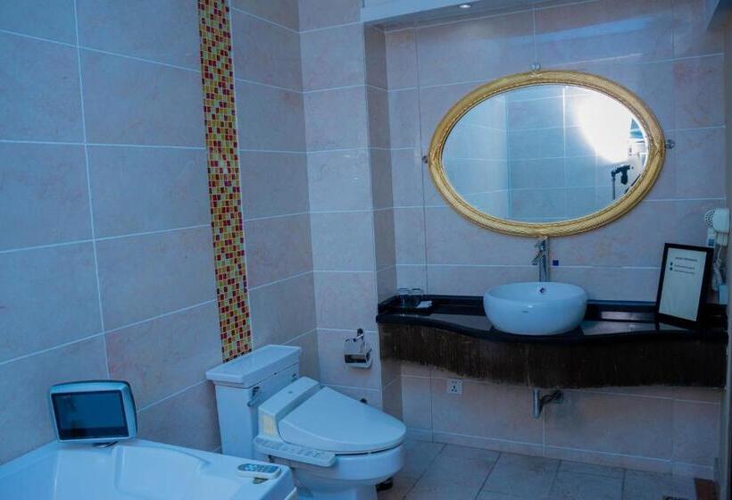 سوئیت با تخت بزرگ, Best Western Plus Paramount
