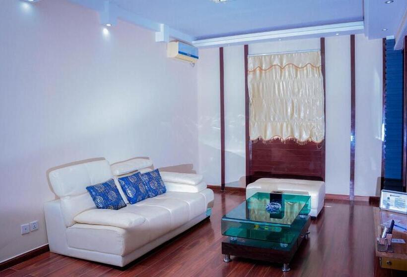 سوئیت با تخت بزرگ, Best Western Plus Paramount
