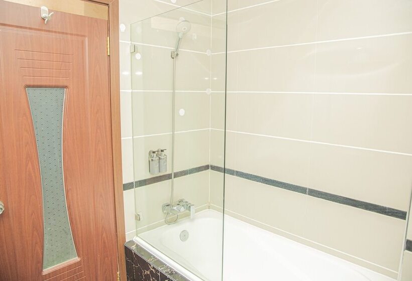 اتاق استاندارد با چشم‌انداز شهر, Best Western Plus Paramount
