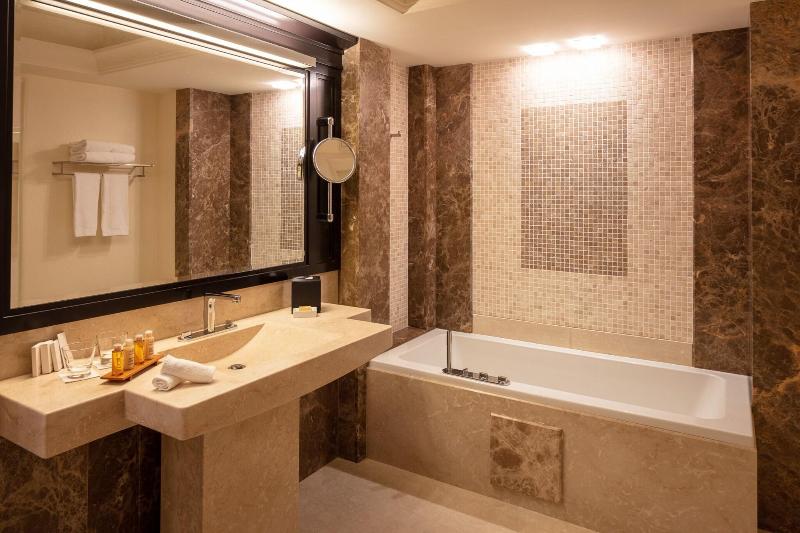 Deluxe Suite Sea View, Don Cesar