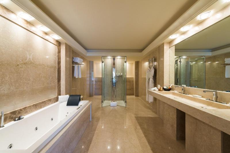 سوئیت پرزیدنت, Don Cesar