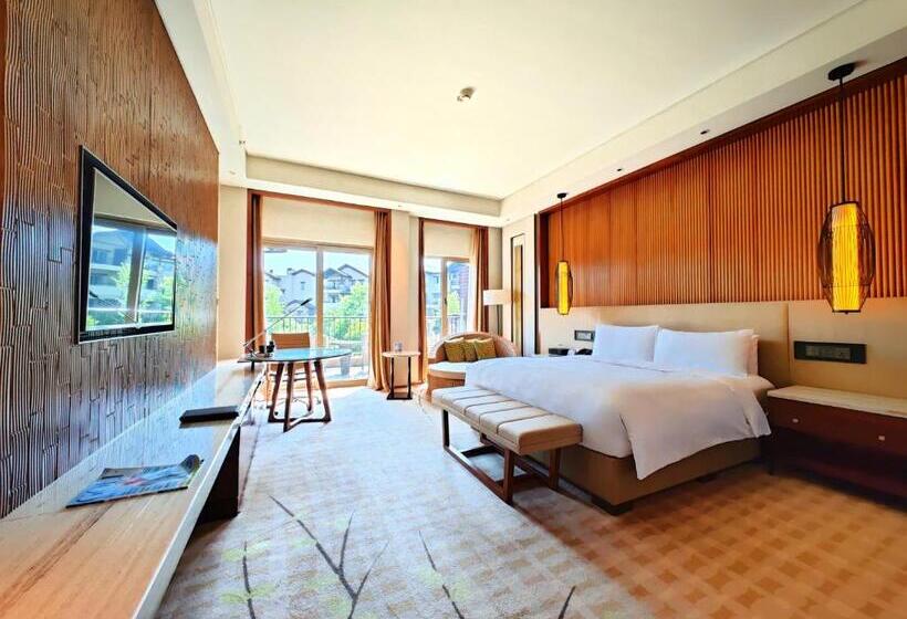 اتاق استاندارد با تخت بزرگ, Jw Marriott Hotel Zhejiang Anji