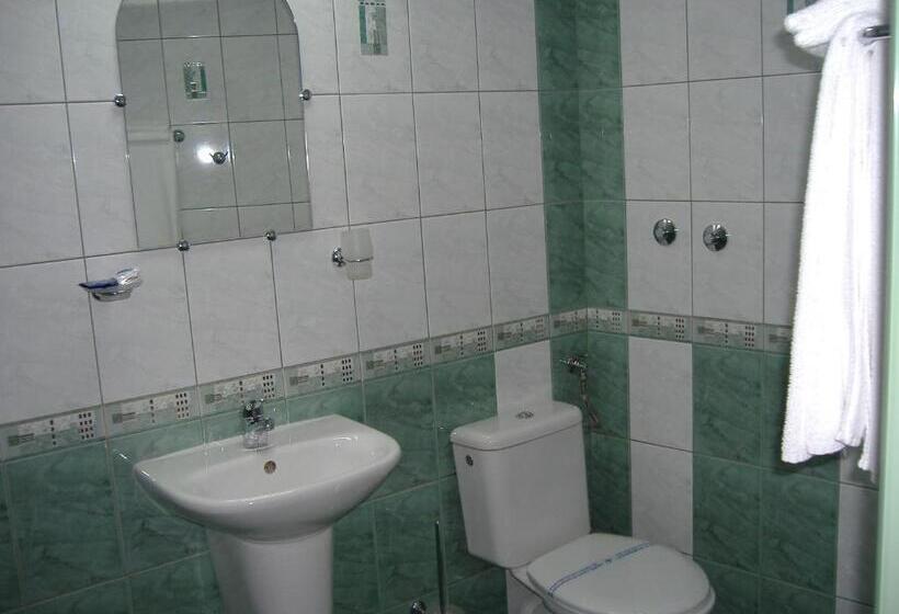 اتاق اکونومی, Korona