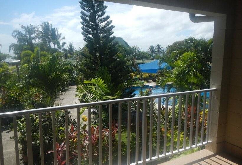 Deluxe Room with Balcony, Millenia Samoa