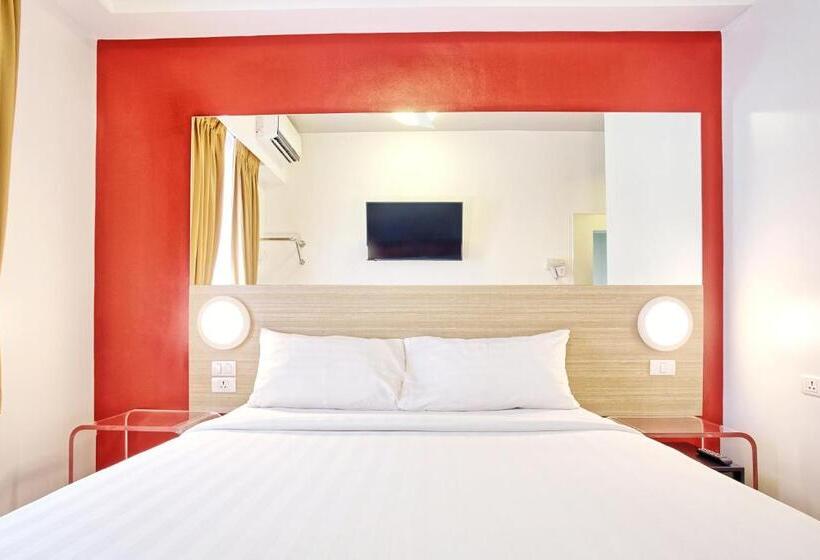 Standard Room, Red Planet Manila Aseana City