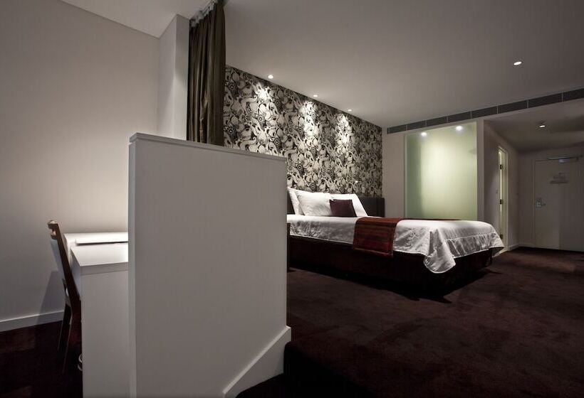سوییت سوپریور, The Gateway Inn, Newcastle