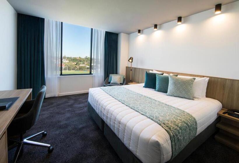 اتاق سوپریور با تخت بزرگ, The Gateway Inn, Newcastle