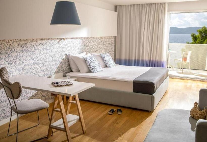 سوییت جونیور با چشم‌انداز دریا, Tui Blue Makarska   Adults Only