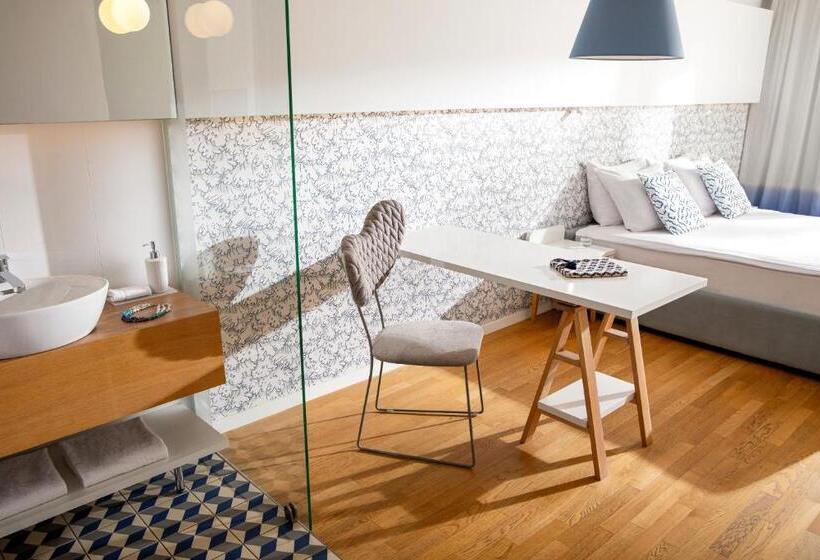 سوییت جونیور با چشم‌انداز دریا, Tui Blue Makarska   Adults Only