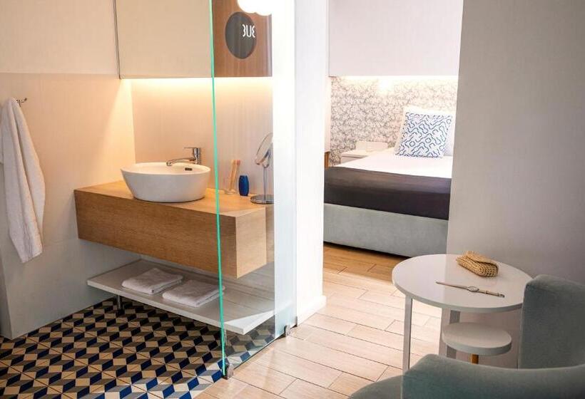 Standard swim-up room with sea view, Tui Blue Makarska   Adults Only