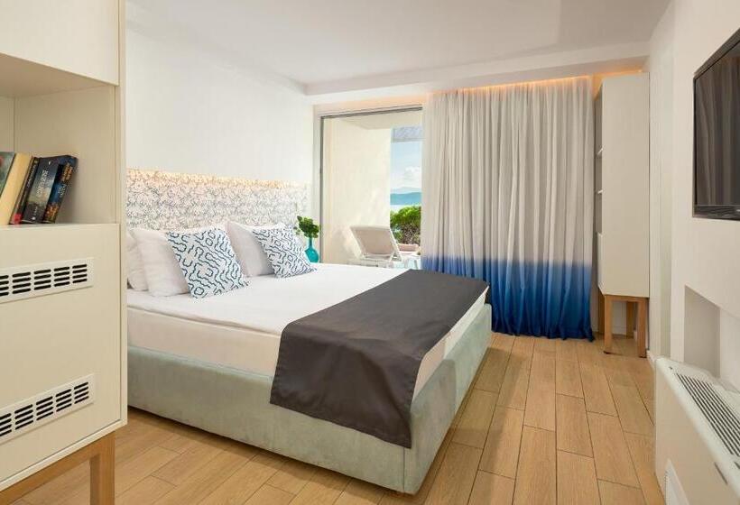 سوییت جونیور با چشم‌انداز دریا, Tui Blue Makarska   Adults Only