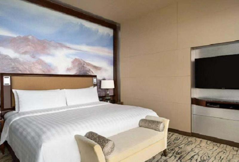 سوئیت 2 خوابه, Baywatch Motor Lodge