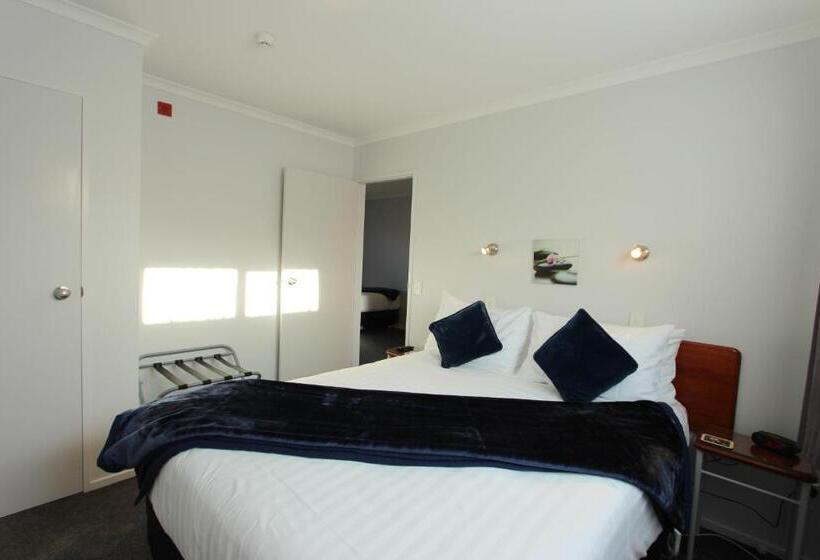 اتاق استاندارد سه نفره, Bk's Magnolia Motor Lodge