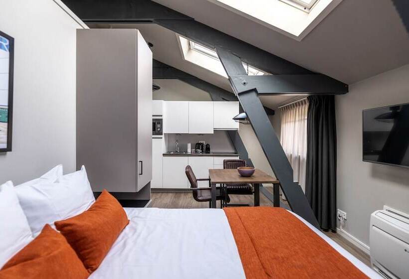 استودیوی استاندارد, Yays Amsterdam Maritime By Numa