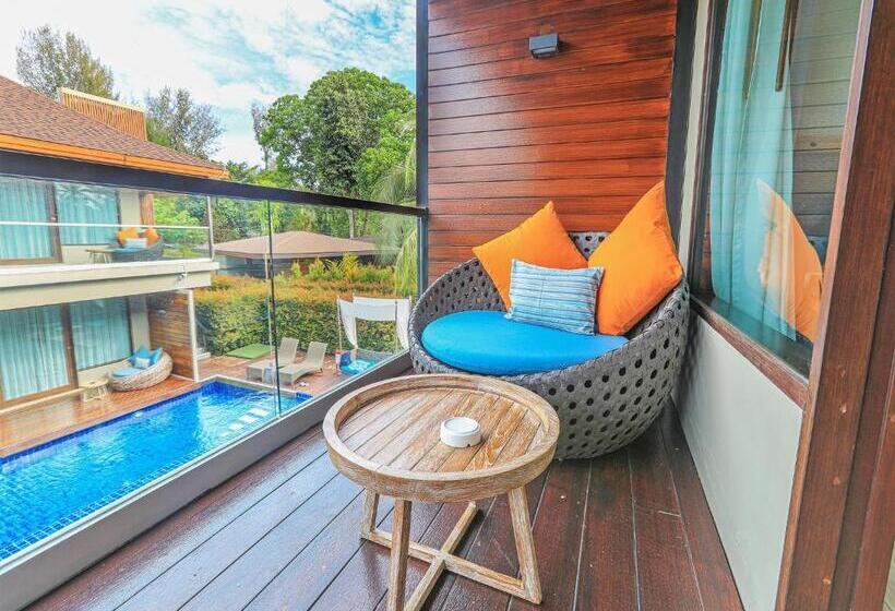 اتاق لوکس با چشم‌انداز باغ, Akira Lipe Resort