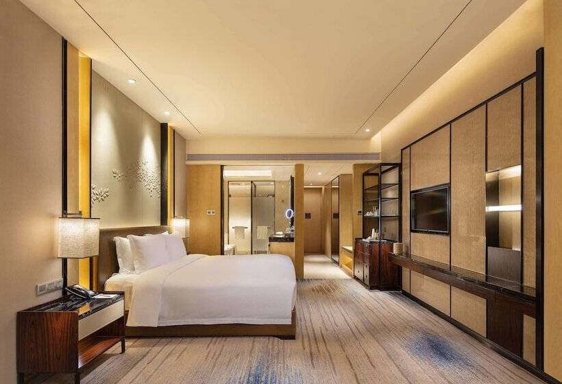 اتاق اجرایی با تخت بزرگ, Doubletree By Hilton Hotel Anshun