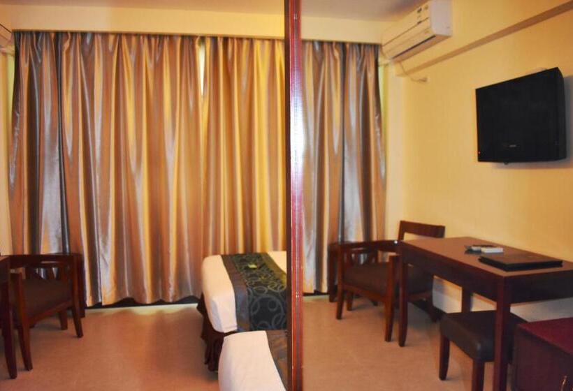 اتاق لوکس, Golden Phoenix Hotel Boracay