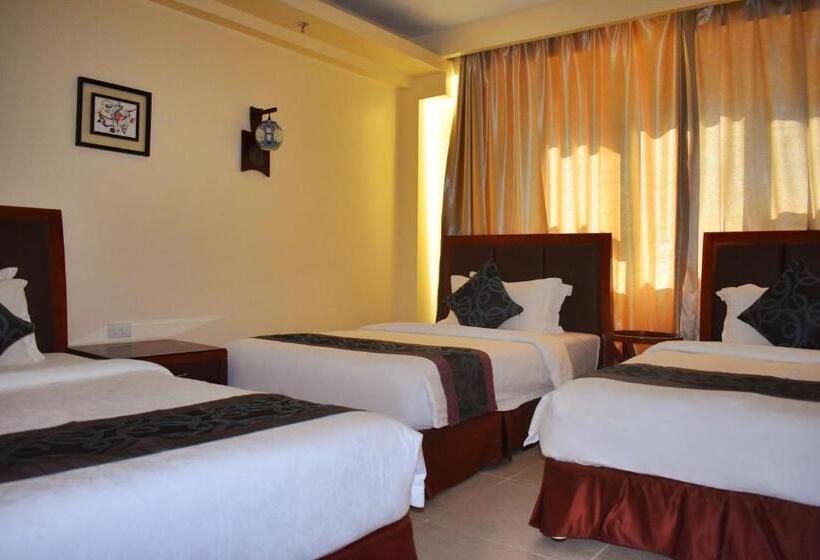 اتاق خانوادگی, Golden Phoenix Hotel Boracay