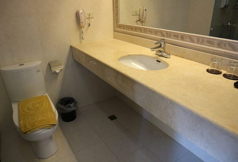 اتاق لوکس, Golden Phoenix Hotel Boracay