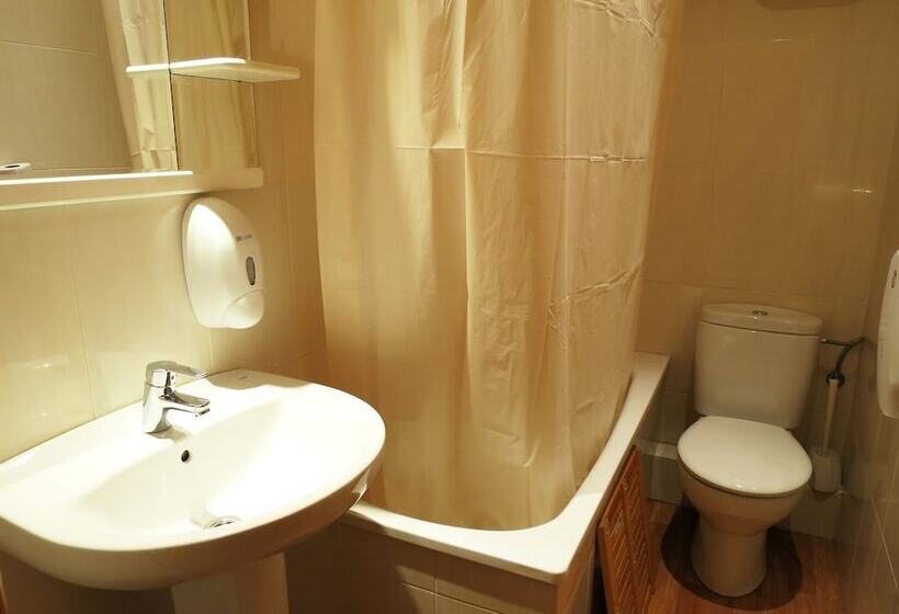 اتاق سوپریور, Hostal Balmes Centro