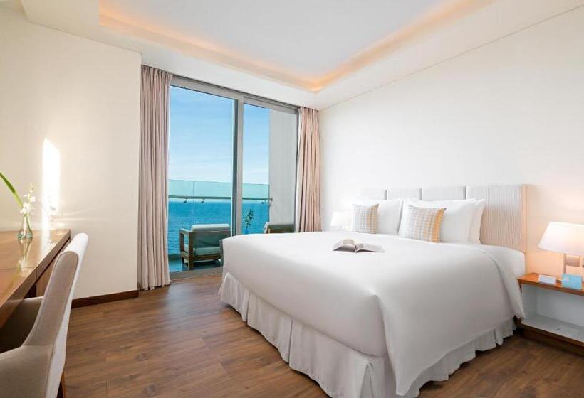 سوییت با چشم‌انداز دریا, A La Carte Da Nang Beach