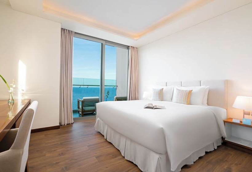 سوییت با چشم‌انداز دریا, A La Carte Da Nang Beach